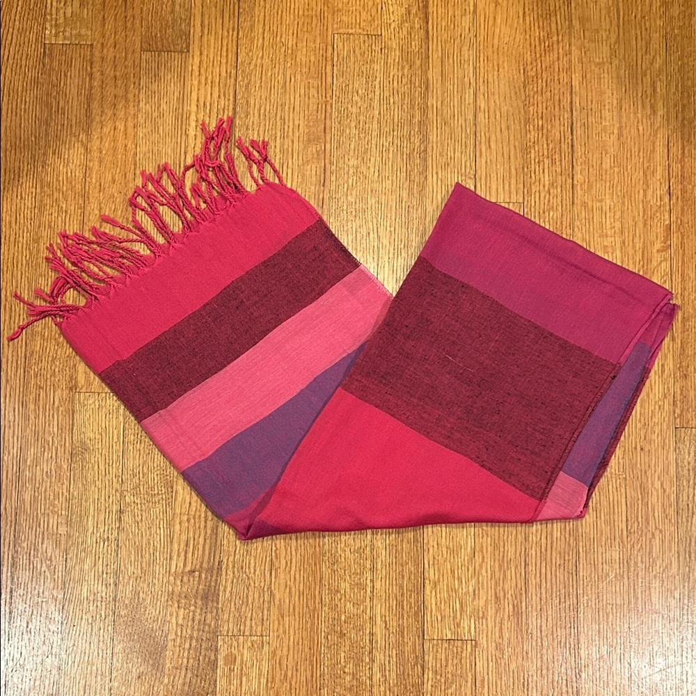 Elegant Multicolor Scarf